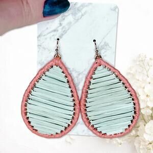 6088. Mint Green Statement Earrings